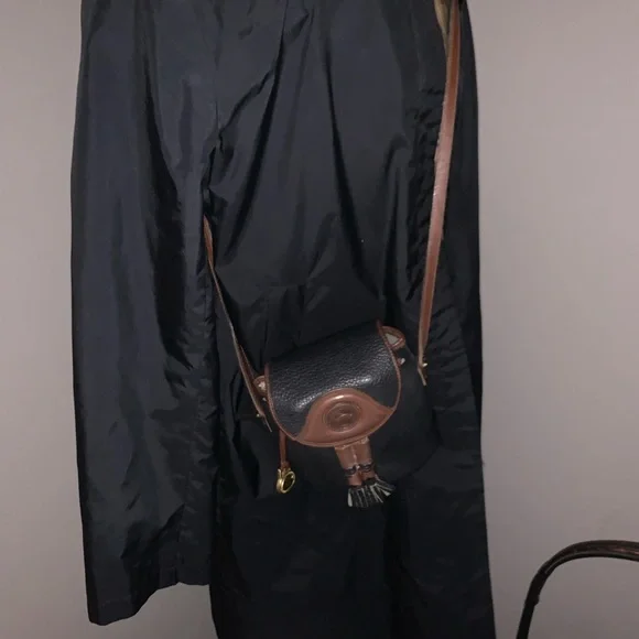 Vintage Dooney & Burke Crossbody bag - Picture 5 of 10